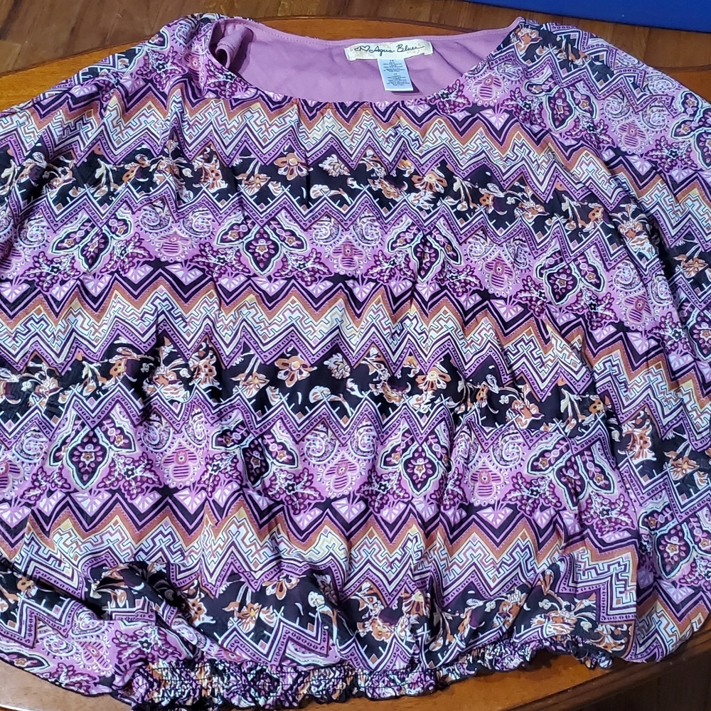 Plus size Blouse - Picture 2 of 4